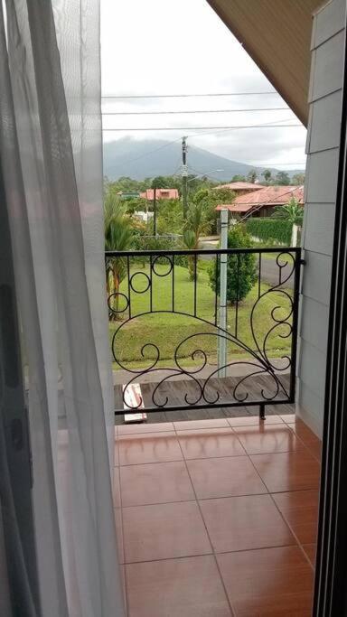 Casa De Las Rosas Volcan Arenal La Fortuna Eksteriør billede